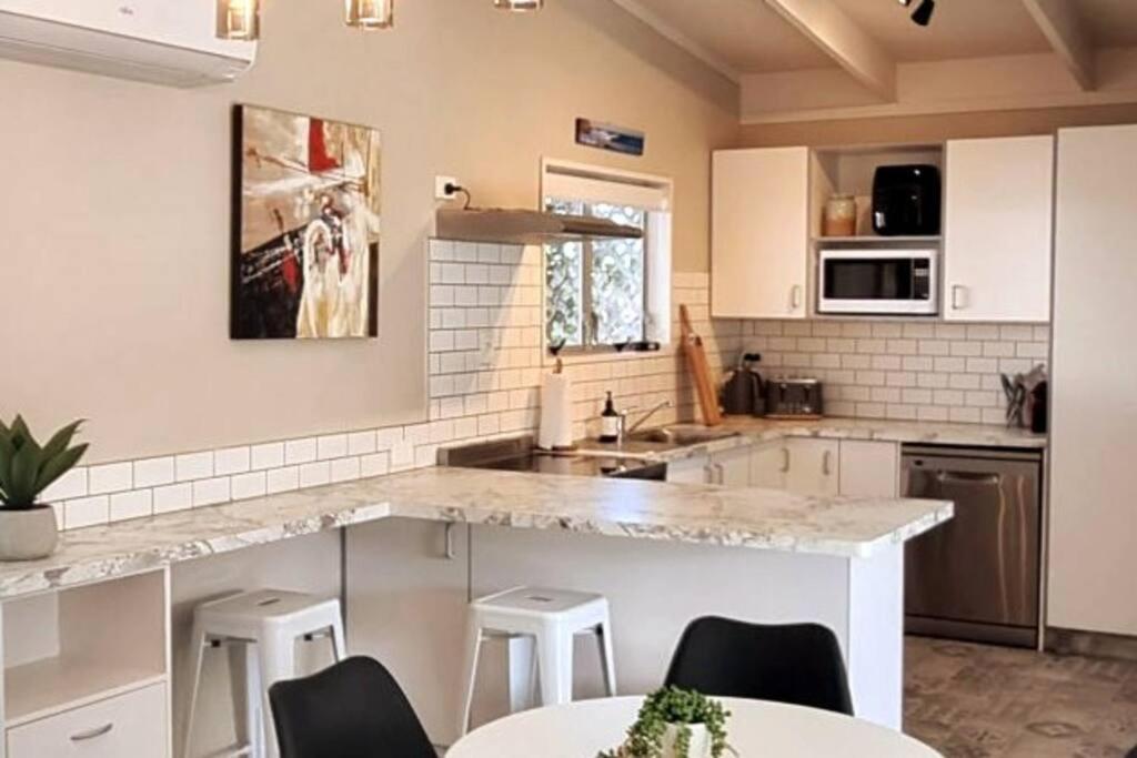 Ultimate Family Holiday - Pet Friendly! Papamoa Extérieur photo